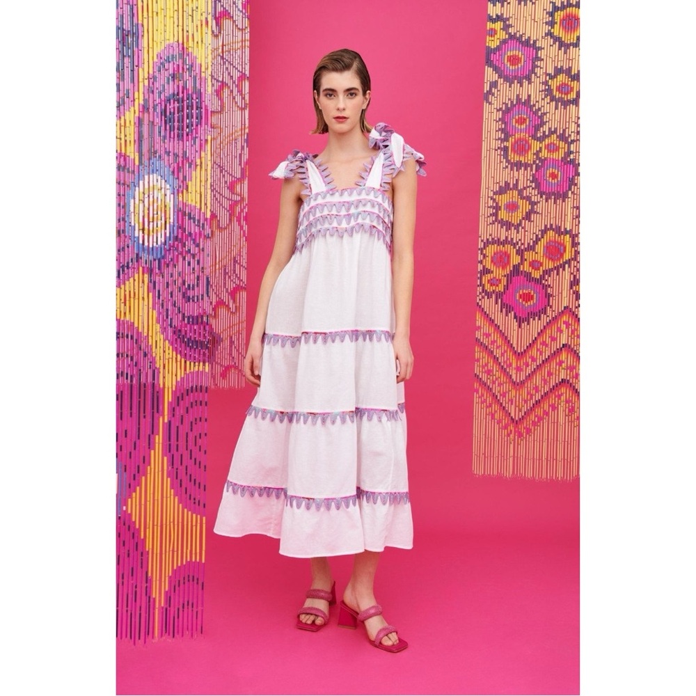 NWT CeliaB Kelly Dress in White